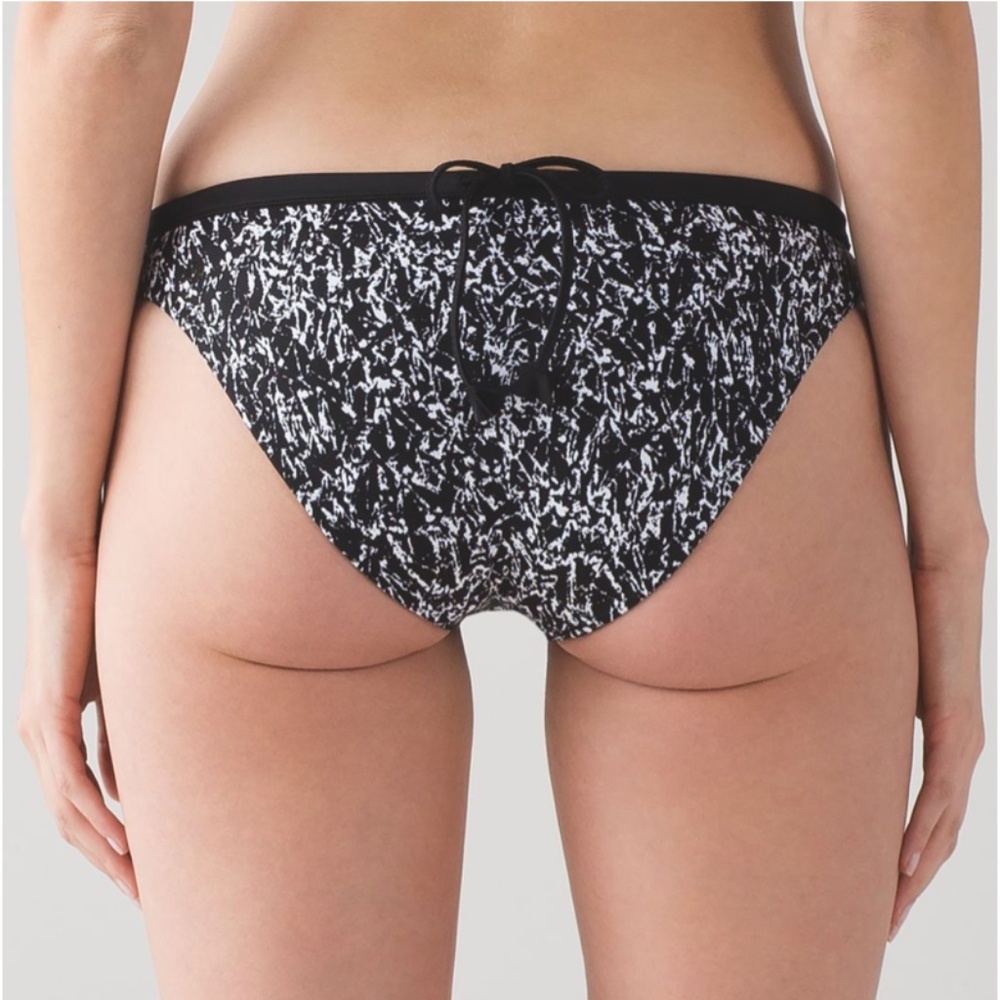 Lululemon Suns Out Bikini Bottom